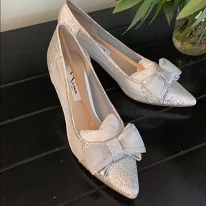 Nina silver low heels